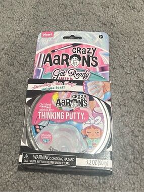 Crazy Aaron’s thinking putty